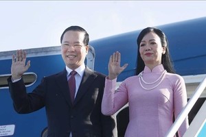 President Vo Van Thuong and his spouse leave Hanoi on July 23 morning for an official visit to Austria, a State visit to Italy and a visit to the Vatican. (Photo: VNA)