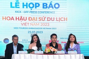 At the press conference (Photo: SGGP)