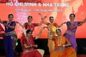 An Indian dancing performance at the first Hello Vietnam Festival 2022 (Photo: SGGP)
