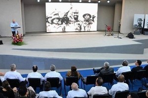 A ceremony is held in Havana, Cuba, on September 12 to celebrate the 50th anniversary of Commander-in-Chief Fidel Castro's first visit to Vietnam and the liberated zone in Southern Vietnam (September 1973 - 2023). (Photo: VNA)