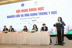 Minister of Health Dao Hong Lan speaks at the event. (Photo: SGGP)