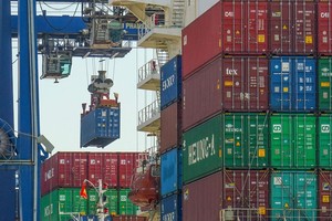 Experts from the International Monetary Fund (IMF) have maintained their forecast for Vietnam’s GDP growth at 4.7 percent in 2023. (Photo: SGGP)