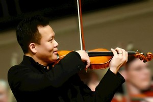 Violinist Chuong Vu (Photo: HBSO)
