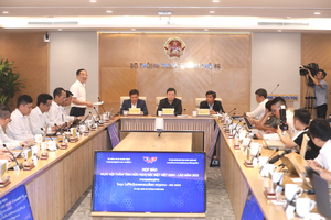 Participants at the press conference on Novemver 6 (Photo: SGGP)