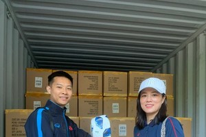 Vietnam receives over 50,000 balls that FIFA donates to support the country’s school football program. (Photo: vff.org.vn)