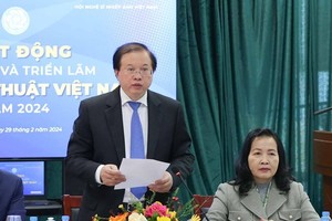 Deputy Minister of Culture, Sports and Tourism Ta Quang Dong speaks at the event (Photo: VNA)
