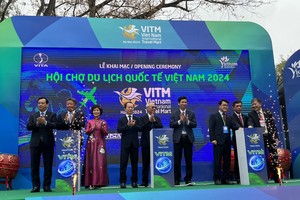 The travel show attracts 700 businesses from 55 provinces and cities nationwide and 16 countries and territories. (Photo: SGGP)