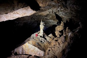 11 caves are found in Lam Hoa Commune of Tuyen Hoa District.