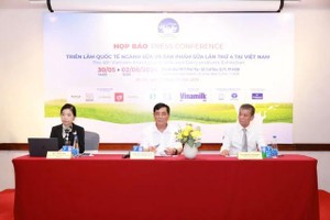 The press conference to introduce Vietnam Dairy 2024 in Hanoi late last week. (Photo: VNA)