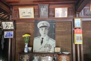 Around 200-300 visitors visit the memorial house dedicated to General Vo Nguyen Giap in Le Thuy District. (Photo: SGGP)
