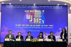 The international press conference on the Hue Festival 2024 and Hue International Arts Festival 2024 is held in Hanoi on May 9. (Photo: SGGP)
