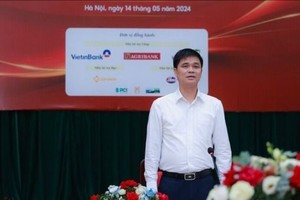 Vice President of the Vietnam General Confederation of Labor Ngo Duy Hieu speaks at the press conference. (Photo: SGGP)