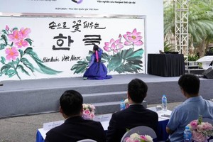 At the opening ceremony of cultural activities promoting Korean script in Hanoi (Photo: SGGP)