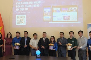 At the launching ceremony (Photo: SGGP)