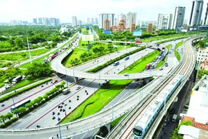 Transportation infrastructure in the eastern gateway of HCMC (Photo: SGGP)