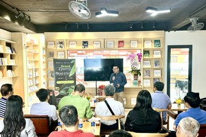 The “Read Station” promoting reading habits among people opens at No.311 on Nguyen Thai Binh Street in HCMC’s Tan Binh District. (Photo: SGGP)