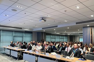 Delegates attend the event. (Photo: SGGP)