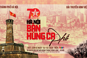 Special art performance marks 70th anniversary of Hanoi Liberation Day