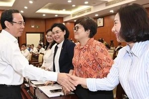 34th session of 11th HCMC Party Executive Committee opens