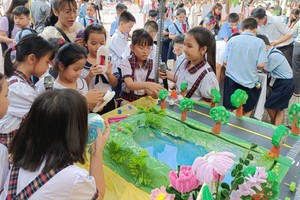 A 11-day Tet break plan for students is submitted to the Ho Chi Minh City People’s Committee for approval. (Photo: SGGP)