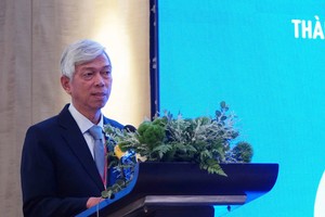Vice Chairman of the People's Committee of Ho Chi Minh City, Vo Van Hoan, speaks at the event. (Photo: SGGP)