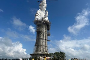 Bodhisattva statue in Minh Duc Pagoda (Photo: SGGP)