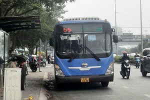 Ho Chi Minh City implements fare exemptions for subsidized buses in the city. (Photo: SGGP)