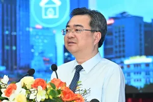 Standing Vice Secretary of the Ho Chi Minh City Party Committee Nguyen Thanh Nghi delivers his speech at the event. (Photo: SGGP)