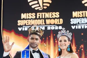 Rincon Mildred Esmith from Canada (R) and Vishmitha Divyaja Perera from Sri Lanka are crowned Miss Fitness Supermodel World 2025 and Mister Fitness Supermodel World 2025, respectively. (Photo: SGGP)