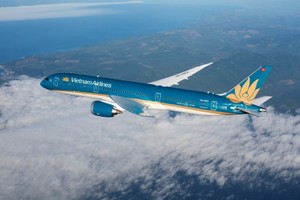 Vietnam Airlines JSC (HVN) receives approval from the State Securities Commission of Vietnam to issue 900 million shares at VND10,000 a piece. (Photo: VNA)
