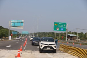 Ben Luc–Long Thanh Expressway (Photo: SGGP)