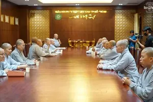 At the meeting (Photo: SGGP)