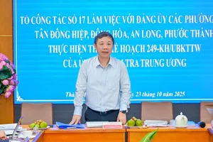 Head of the Propaganda and Mass Mobilization Commission of the municipal Party Committee, Duong Anh Duc, delivers his speech at the event. (Photo: SGGP)
