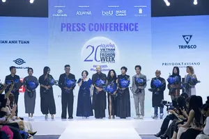 20 local and foreign designers will join the 20th Aquafina Vietnam Int’l Fashion Week.