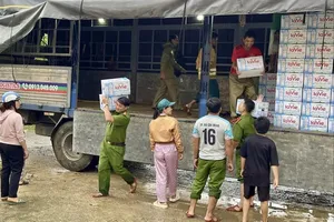 Part of the bottled water shipment arrives in Quy Nhon Dong Commune, Gia Lai Province on November 22.