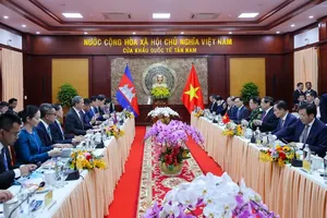 The talks between Prime Minister Pham Minh Chinh and his Cambodian counterpart Hun Manet in Tay Ninh province on December 8 (Photo: VGP)