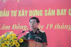 Minister of National Defence​​ General Phan Van Giang delivers his speech at the ceremony. (Photo: SGGP)