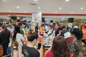 Người dân ngày càng chuộng thanh toán không tiền mặt