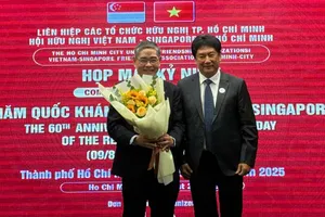 Họp mặt kỷ niệm 60 năm Quốc khánh Singapore