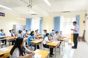 TPHCM: Học sinh lớp 9 đăng ký nguyện vọng tuyển sinh lớp 10 trễ nhất 17 giờ ngày 12-5