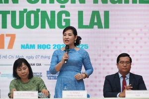 Chương trình tư vấn hướng nghiệp đến với học sinh hơn 100 trường THPT tại TPHCM