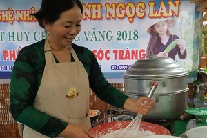 Làng du lịch Ông Đề tổ chức Ngày hội bánh dân gian Nam bộ 