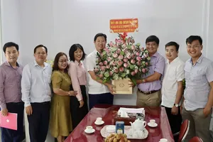 Lãnh đạo tỉnh Đồng Tháp thăm, chúc mừng các cơ quan báo chí tại ĐBSCL