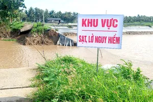 Vĩnh Long công bố tình huống khẩn cấp sạt lở đê bao Bắc rạch Trà Cú