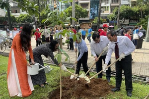 Phát huy sức mạnh khối đại đoàn kết toàn dân tộc xây dựng đô thị văn minh