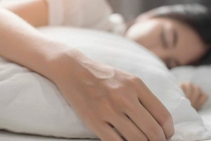 睡觉是修复身体的黄金期。