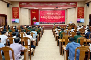 加强掌握郡党部党员及人民思想