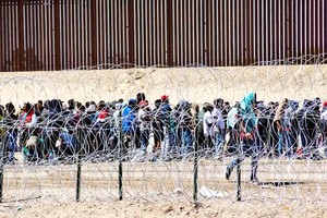 拜登任内 1000 万非法移民入境美国