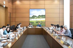 防范与打击毒品工作务必紧密结合