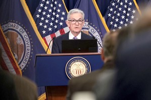 美联储下调联邦基金利率